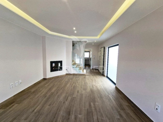 Moradia T3 para Venda em Quinta do Conde Foto 5