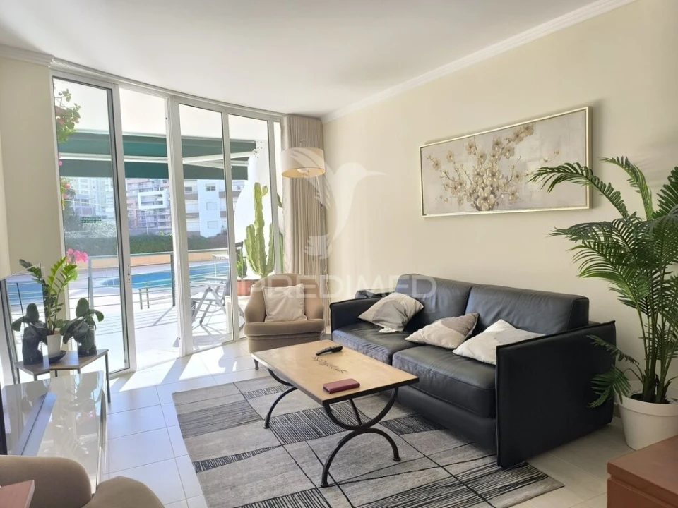 Apartamento T2 para Venda em Portimão Foto 3