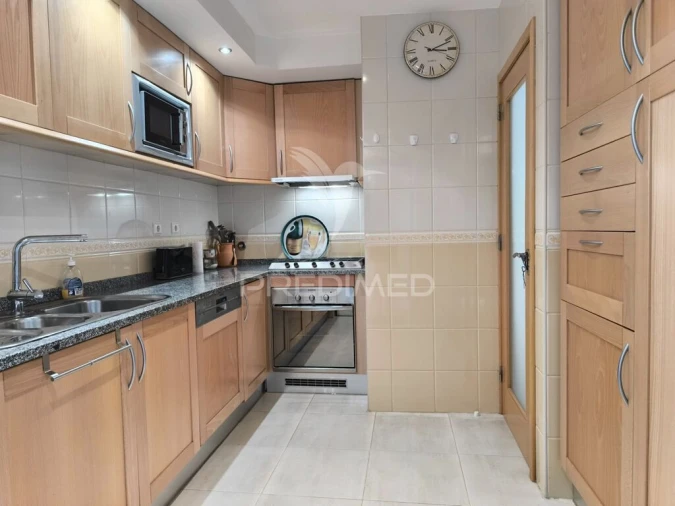 Apartamento T2 para Venda em Portimão Foto 7