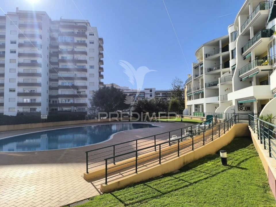 Apartamento T2 para Venda em Portimão Foto 16