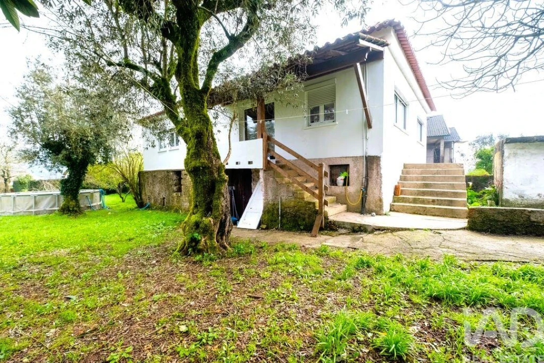 Moradia T4 para Venda em Pala Foto 1