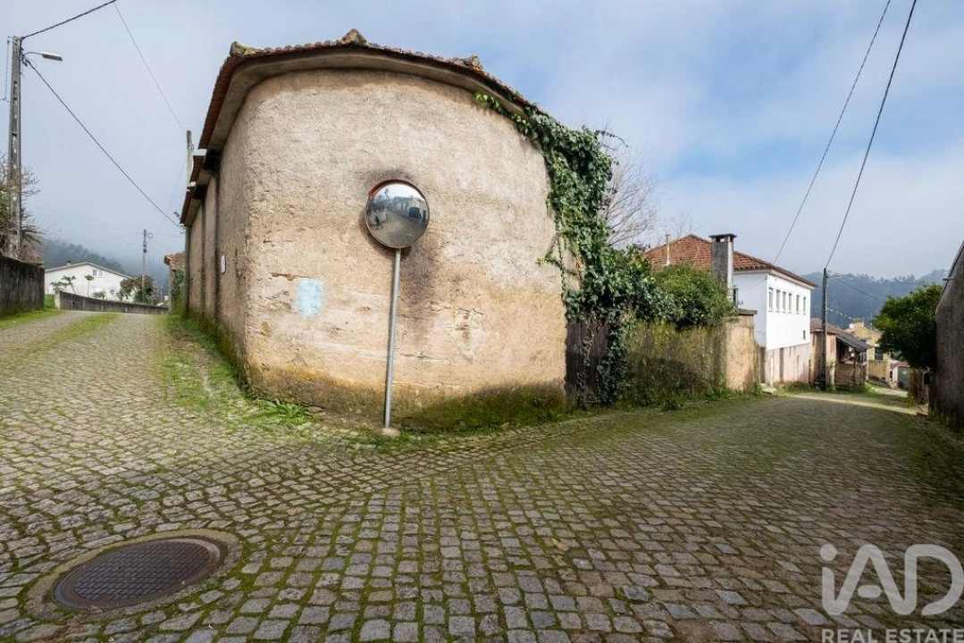 Moradia T4 para Venda em Pala Foto 23