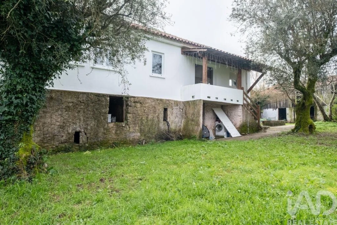 Moradia T4 para Venda em Pala Foto 5