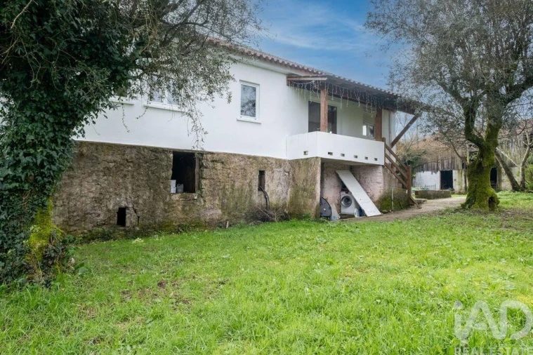 Moradia T4 para Venda em Pala