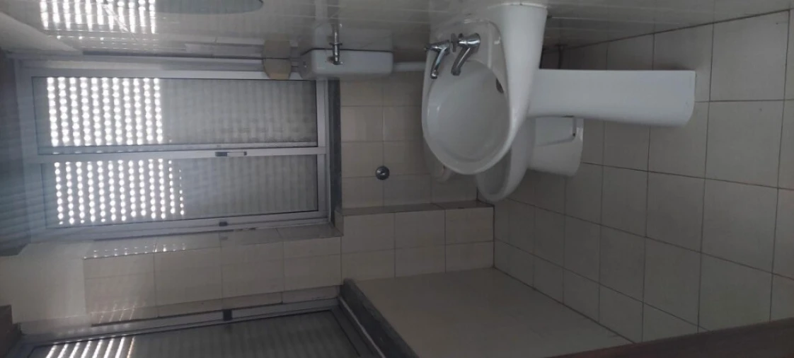 Armazém para Arrendamento em Rio de Mouro Foto 14