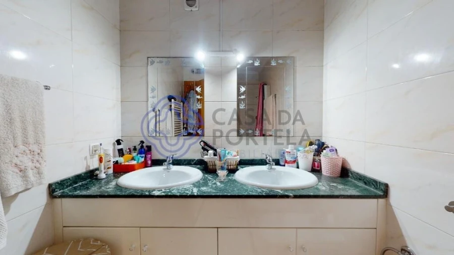 Moradia T4 para Venda em Custóias, Leça do Balio e Guifões Foto 21