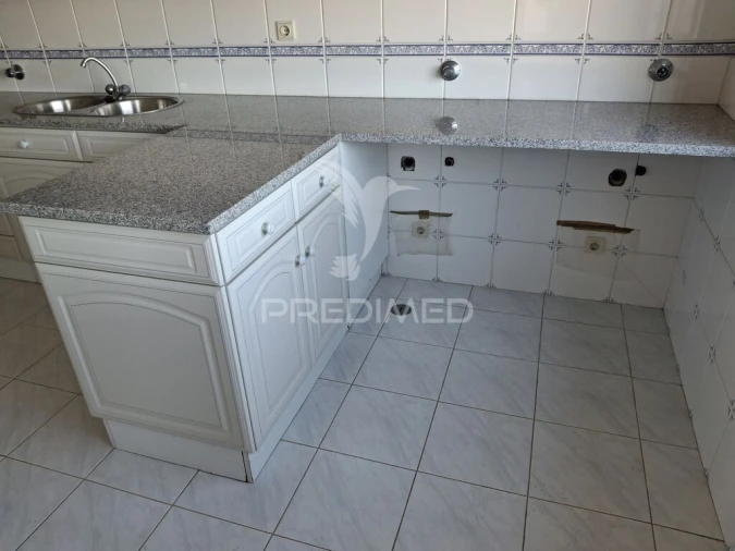 Apartamento T3 para Venda em Abrantes (São Vicente e São João) e Alferrarede Foto 9