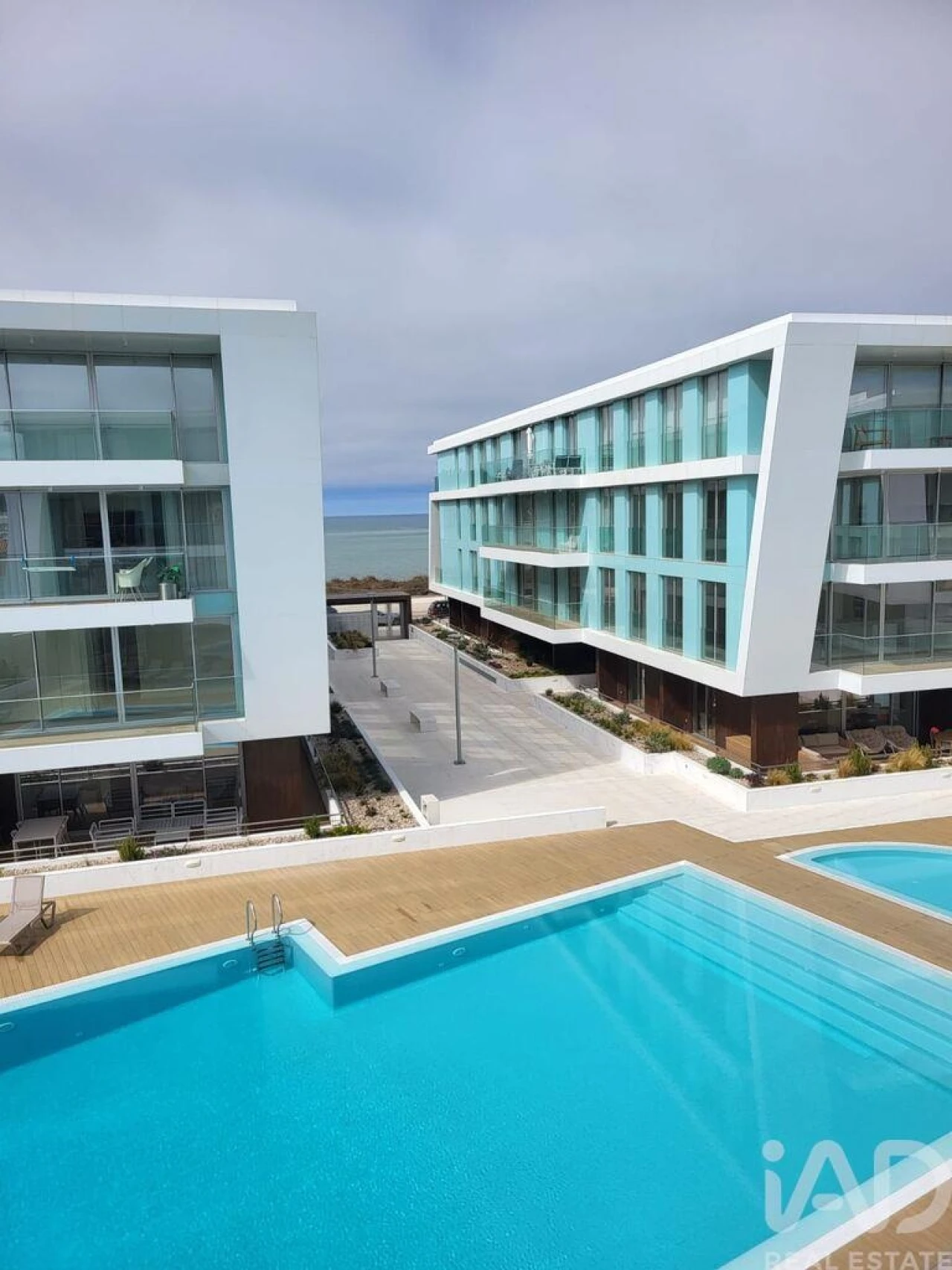 Apartamento T2 para Venda em São Martinho do Porto Foto 4