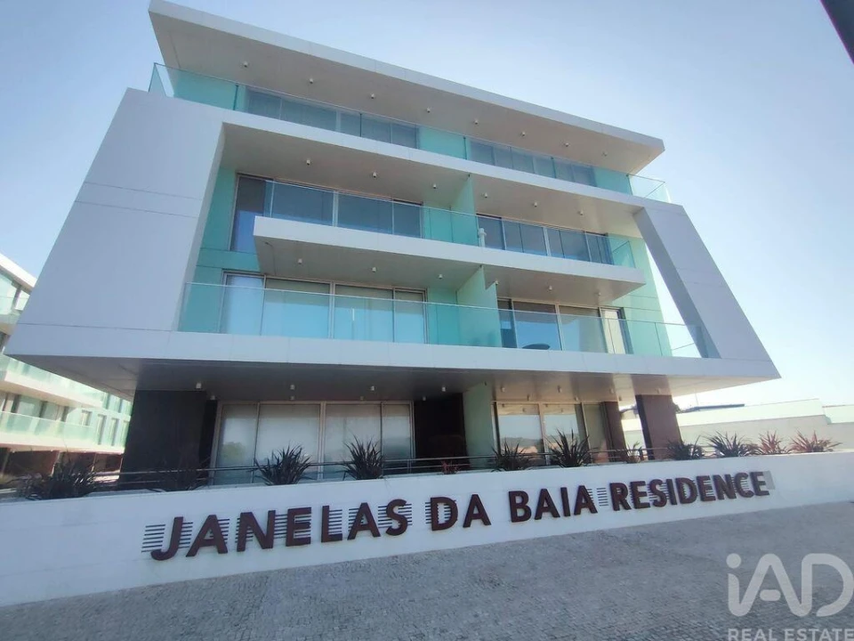 Apartamento T2 para Venda em São Martinho do Porto Foto 2