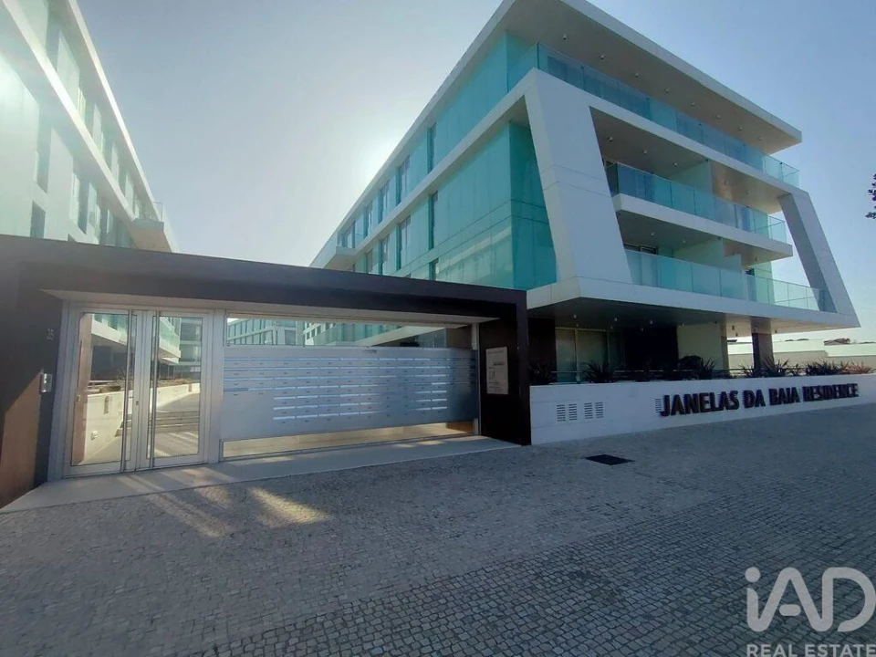 Apartamento T2 para Venda em São Martinho do Porto Foto 1