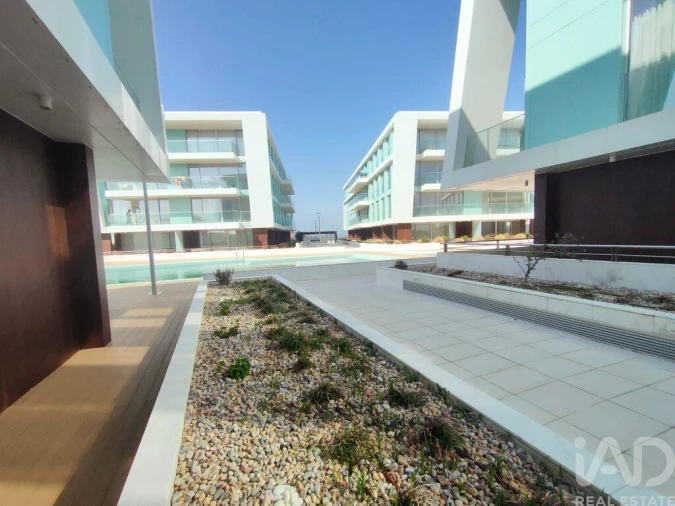 Apartamento T2 para Venda em São Martinho do Porto Foto 32