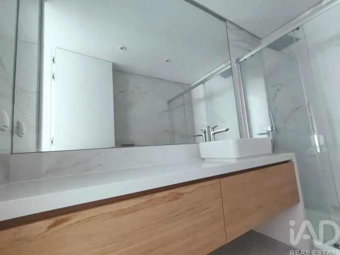 Apartamento T2 para Venda em São Martinho do Porto Foto 28