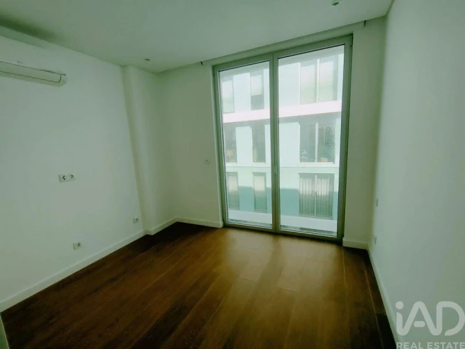 Apartamento T2 para Venda em São Martinho do Porto Foto 23