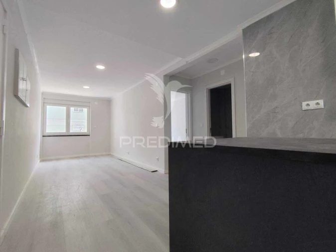 Apartamento T2 para Venda em Benfica Foto 11