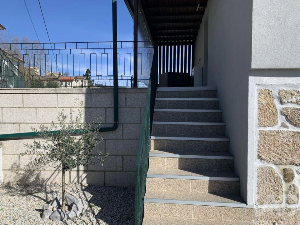 Moradia T3 para Venda em Alijo Foto 22