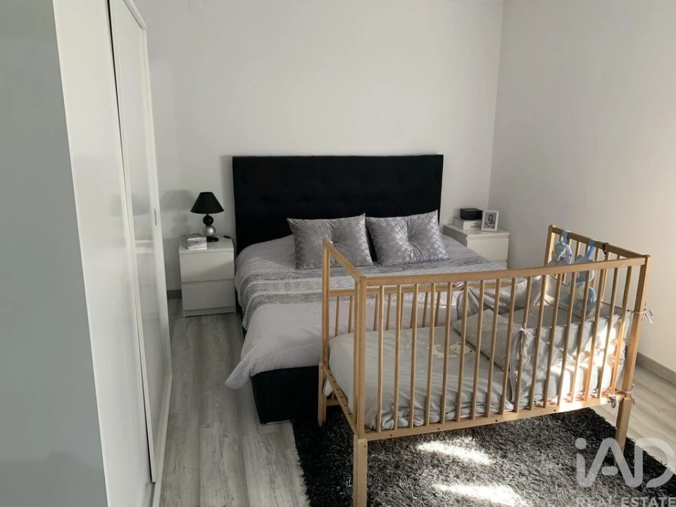 Moradia T3 para Venda em Alijo Foto 16