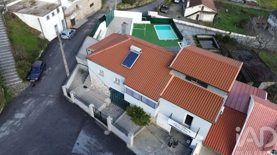 Moradia T3 para Venda em Alijo Foto 33