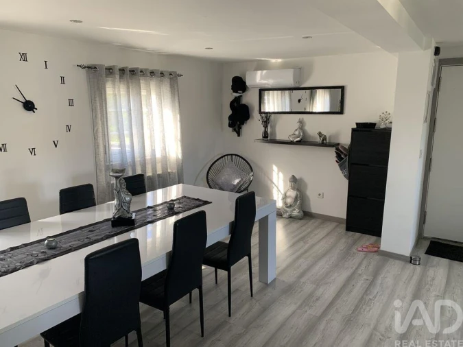 Moradia T3 para Venda em Alijo Foto 8