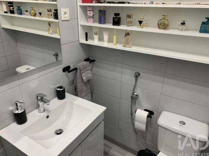 Moradia T3 para Venda em Alijo Foto 18