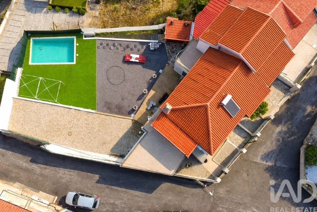 Moradia T3 para Venda em Alijo Foto 35