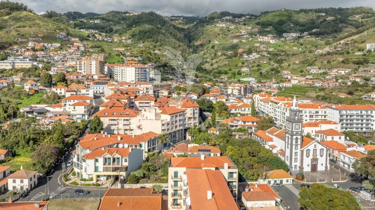 Apartamento T2 para Venda em Caniço Foto 7