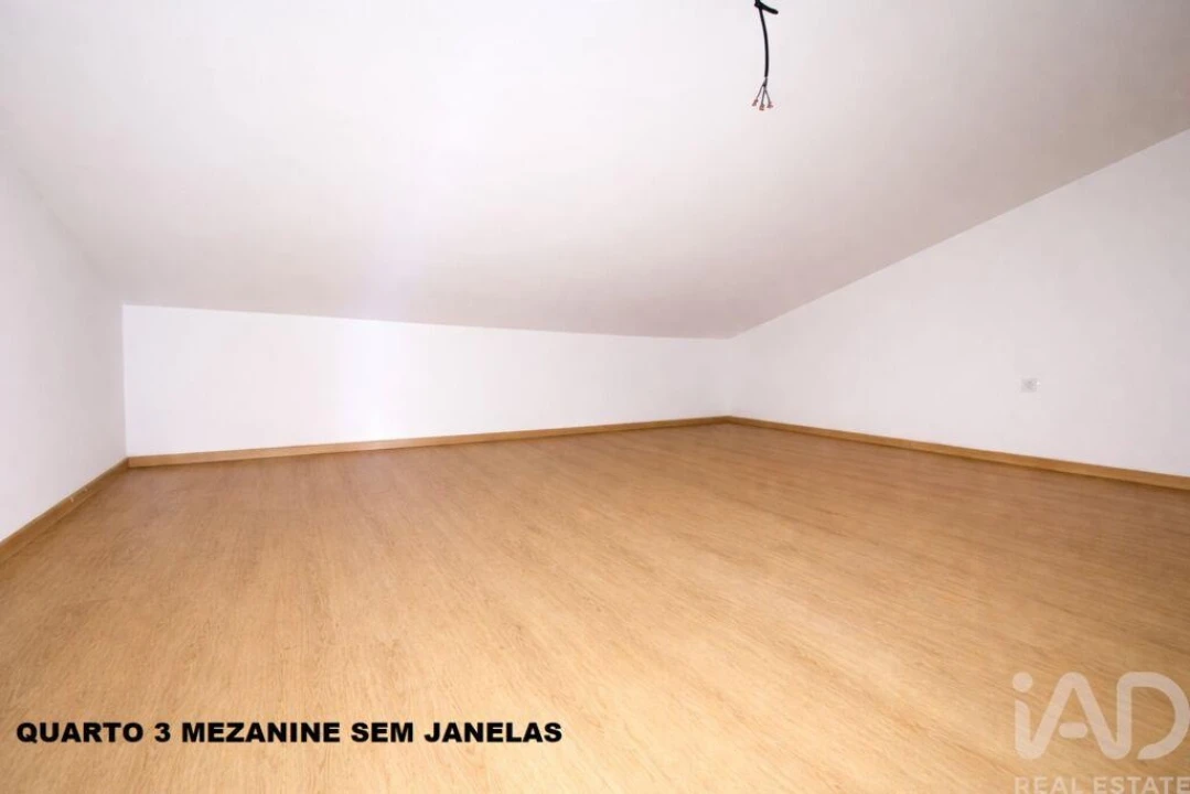 Moradia T2 para Arrendamento em Faro (Sé e São Pedro) Foto 10