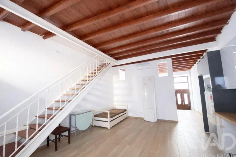 Moradia T2 para Arrendamento em Faro (Sé e São Pedro) Foto 11