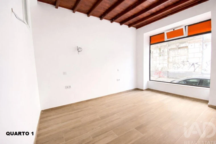 Moradia T2 para Arrendamento em Faro (Sé e São Pedro) Foto 5