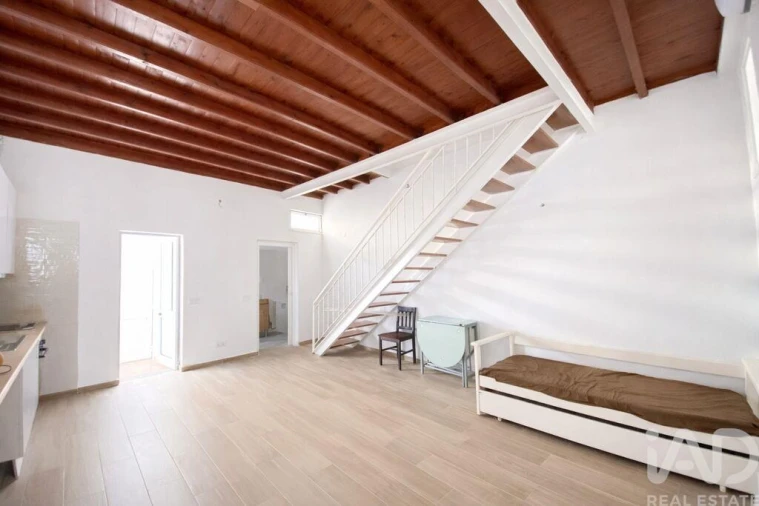 Moradia T2 para Arrendamento em Faro (Sé e São Pedro) Foto 1