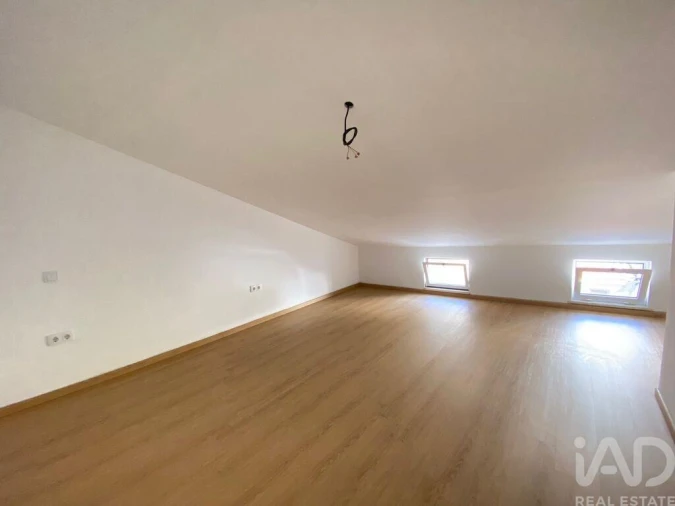 Moradia T2 para Arrendamento em Faro (Sé e São Pedro) Foto 9