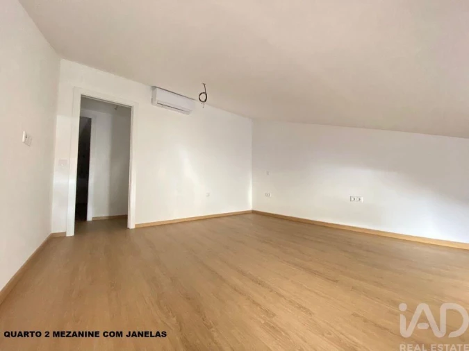 Moradia T2 para Arrendamento em Faro (Sé e São Pedro) Foto 8