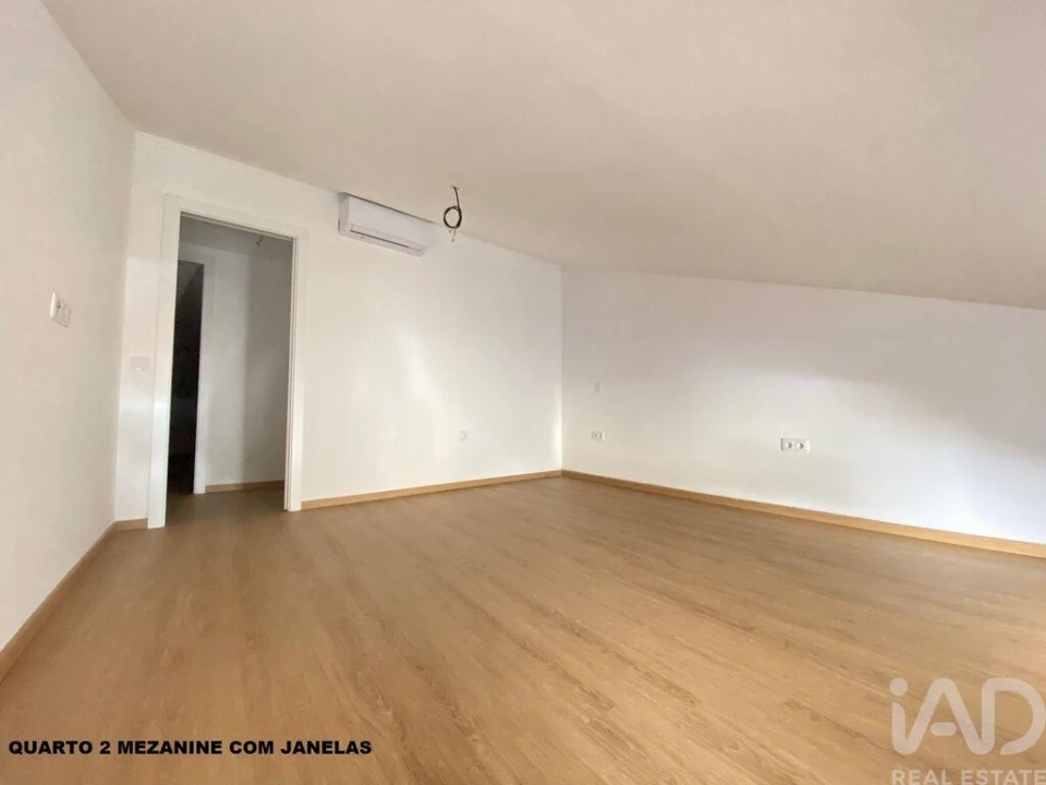 Moradia T2 para Arrendamento em Faro (Sé e São Pedro) Foto 8