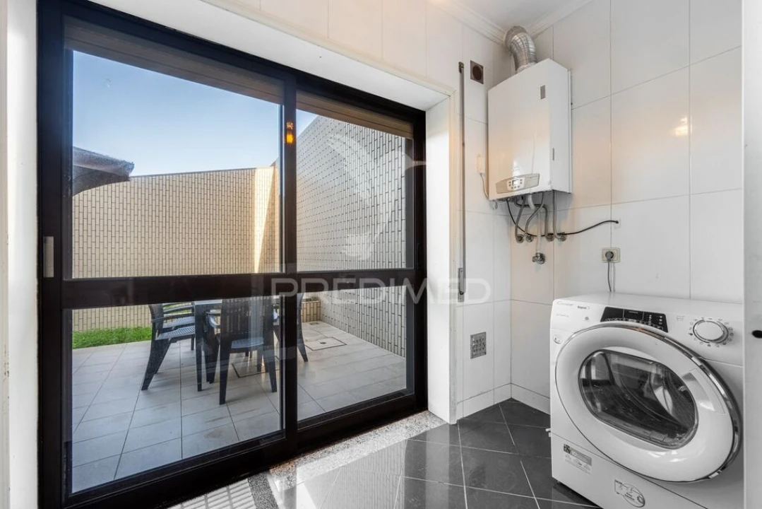 Apartamento T1 para Venda em Gulpilhares e Valadares Foto 6