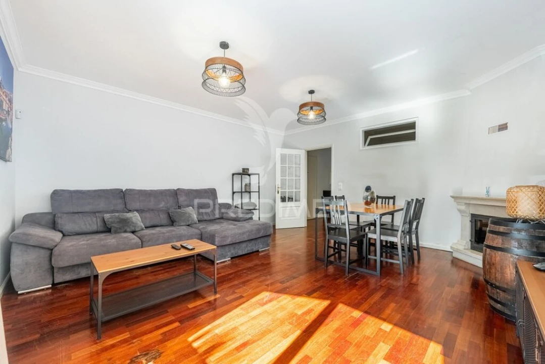 Apartamento T1 para Venda em Gulpilhares e Valadares Foto 4