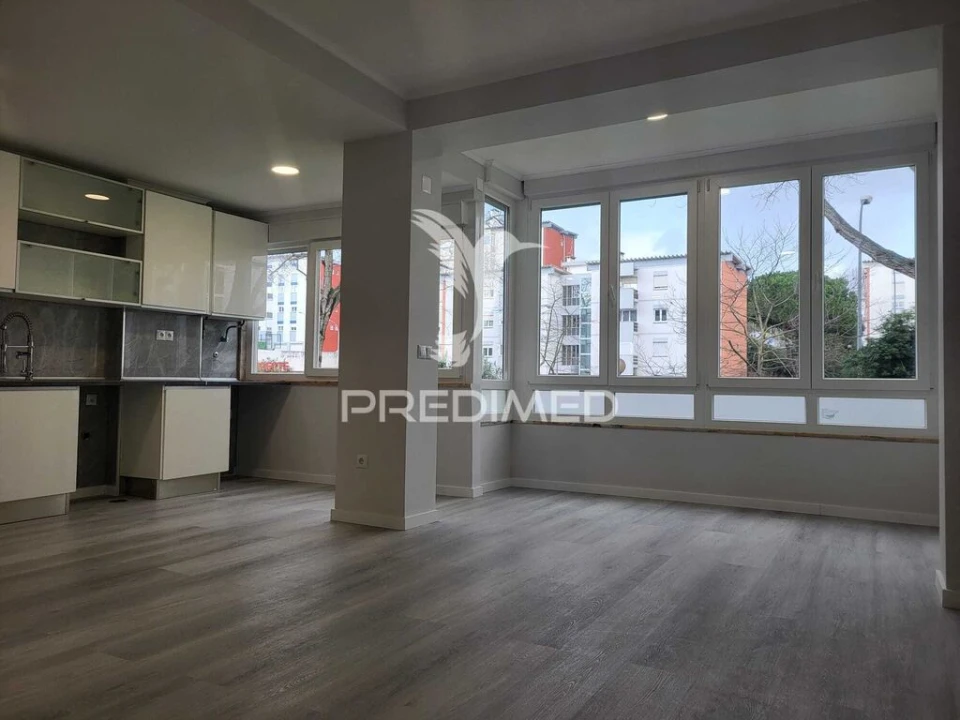 Apartamento T2 para Venda em Oeiras e São Julião da Barra, Paço de Arcos e Caxias Foto 8