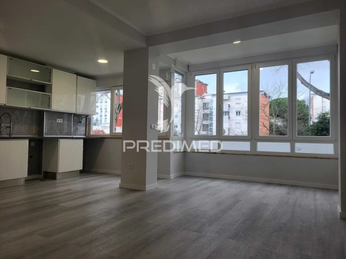 Apartamento T2 para Venda em Oeiras e São Julião da Barra, Paço de Arcos e Caxias Foto 8