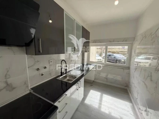 Apartamento T2 para Venda em Oeiras e São Julião da Barra, Paço de Arcos e Caxias Foto 2