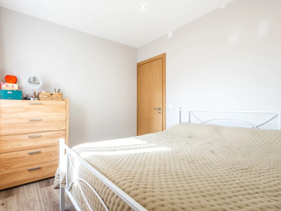 Moradia T2 para Venda em Vila Verde Foto 16