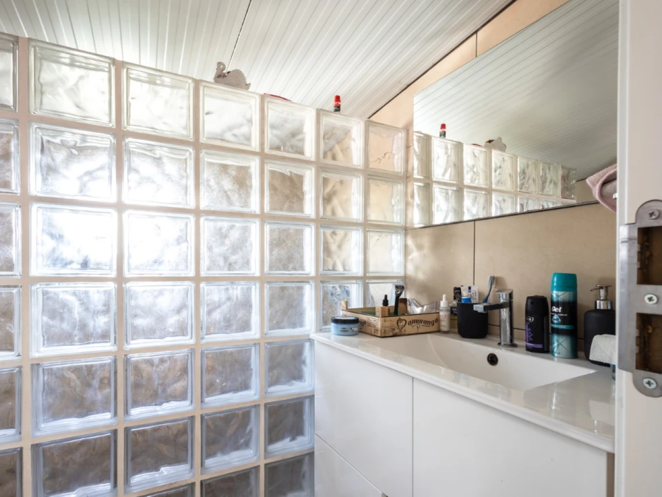 Moradia T2 para Venda em Vila Verde Foto 8