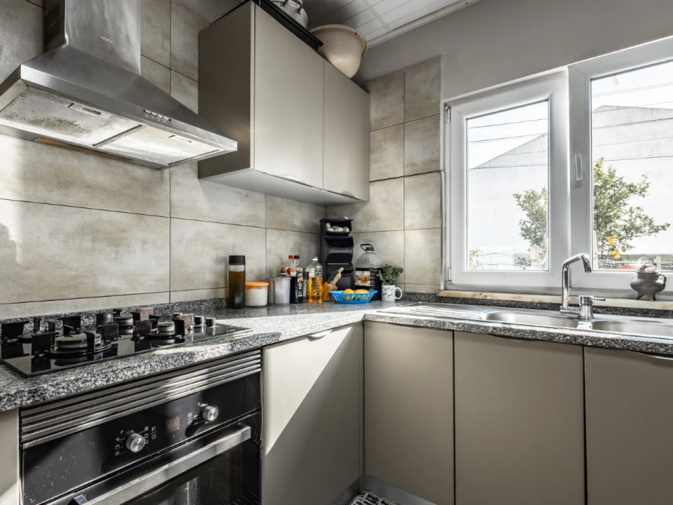 Moradia T2 para Venda em Vila Verde Foto 13