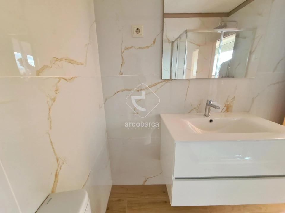Apartamento T2 para Venda em São Jorge e Ermelo Foto 9