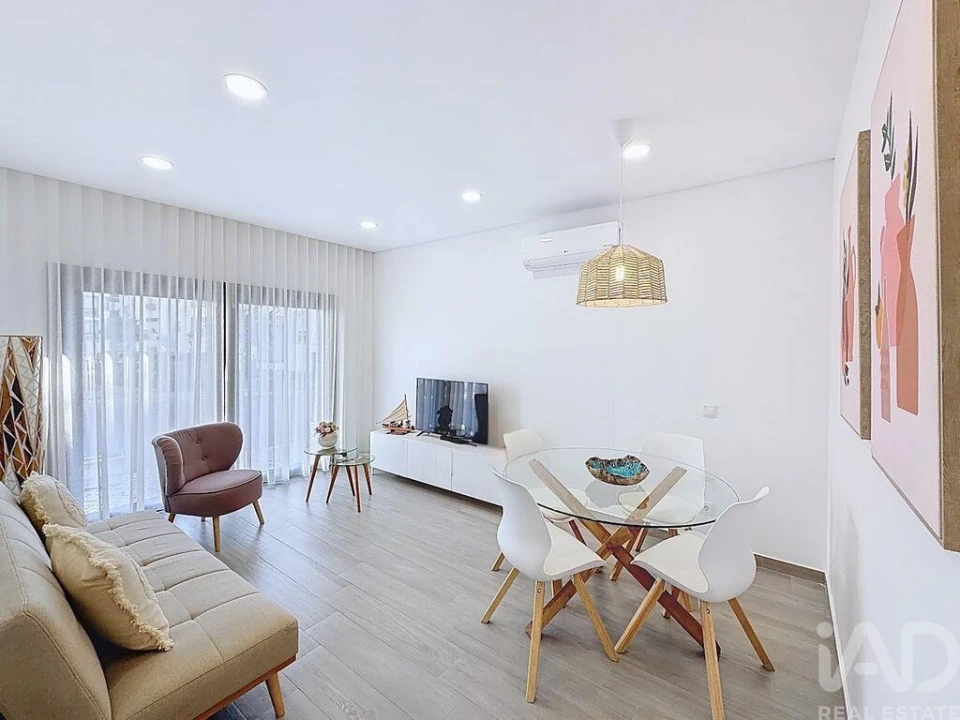 Apartamento T2 para Venda em Vila Nova de Cacela Foto 1