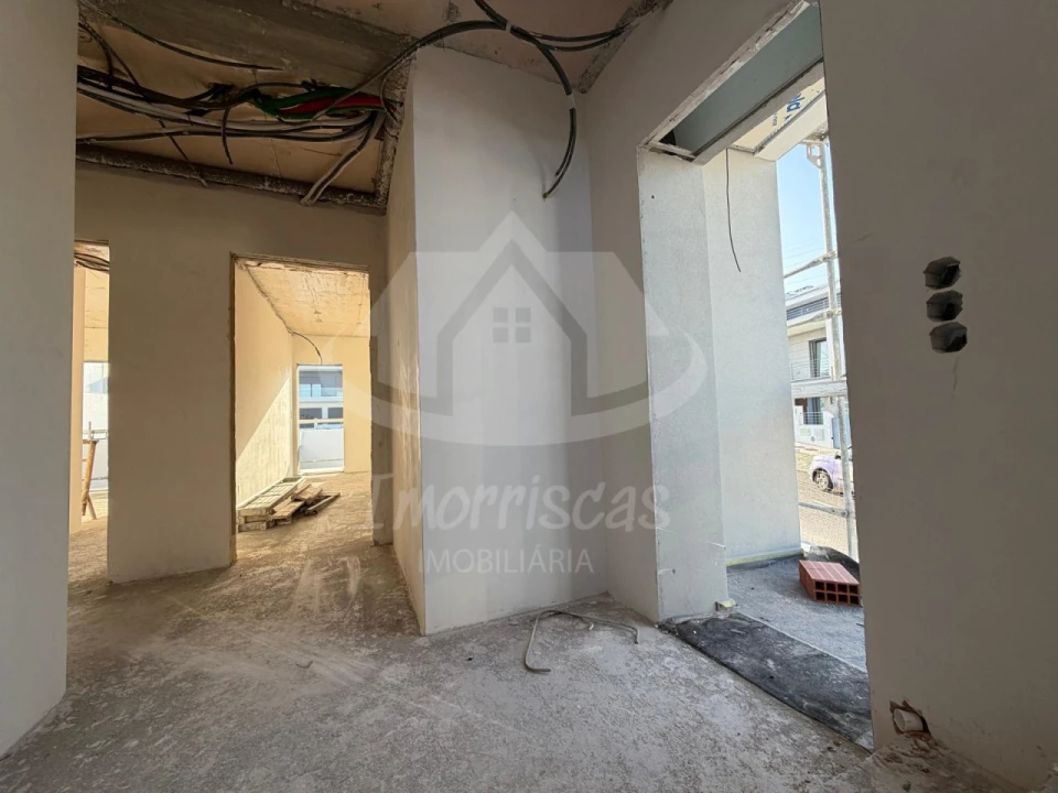 Moradia T4 para Venda em Santa Iria de Azoia, São João da Talha e Bobadela Foto 25