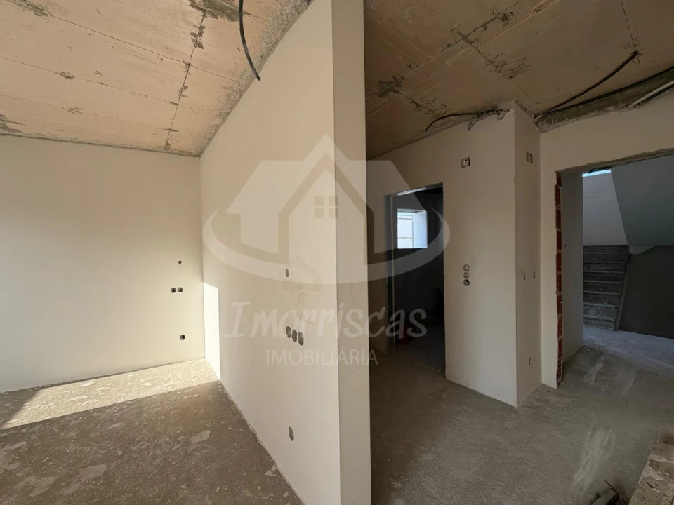 Moradia T4 para Venda em Santa Iria de Azoia, São João da Talha e Bobadela Foto 26