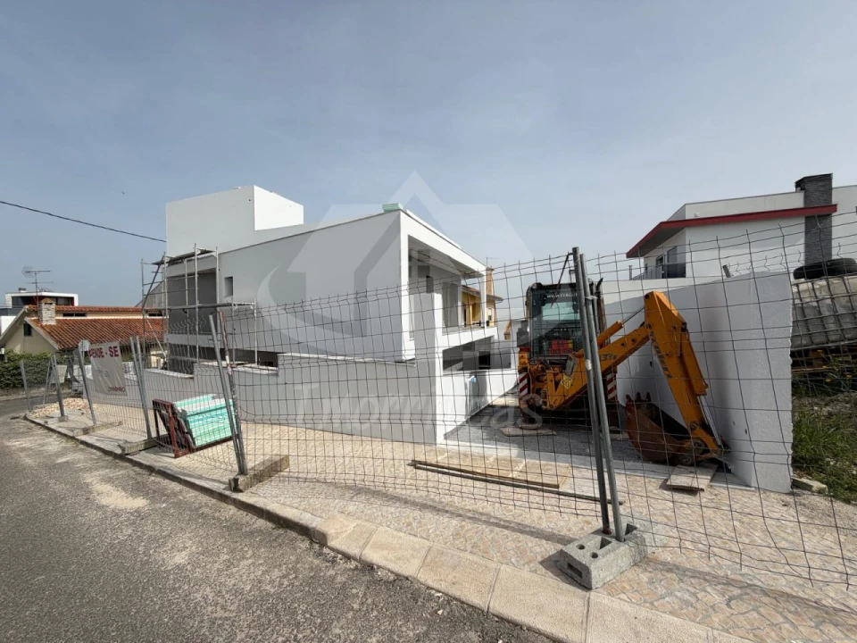 Moradia T4 para Venda em Santa Iria de Azoia, São João da Talha e Bobadela Foto 7