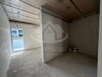 Moradia T4 para Venda em Santa Iria de Azoia, São João da Talha e Bobadela