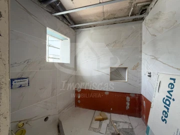 Moradia T4 para Venda em Santa Iria de Azoia, São João da Talha e Bobadela