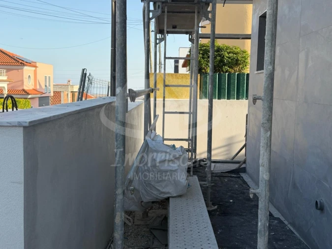 Moradia T4 para Venda em Santa Iria de Azoia, São João da Talha e Bobadela Foto 20