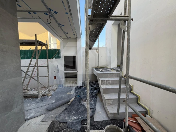 Moradia T4 para Venda em Santa Iria de Azoia, São João da Talha e Bobadela Foto 21