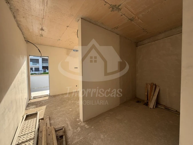 Moradia T4 para Venda em Santa Iria de Azoia, São João da Talha e Bobadela Foto 28